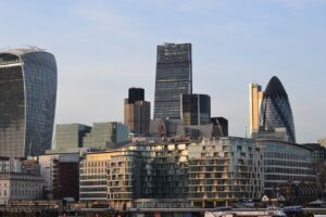 Only 5% of FTSE 100 Companies Have Published Credible Decarbonization Plans: EY