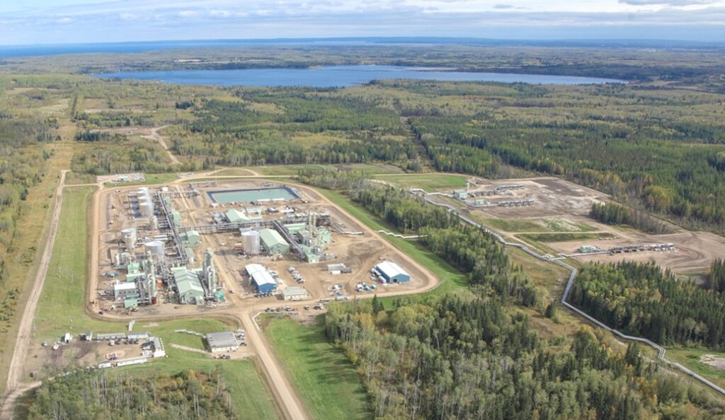 Canada to Invest up to $1 Billion in Oil Sands Carbon Capture Projects