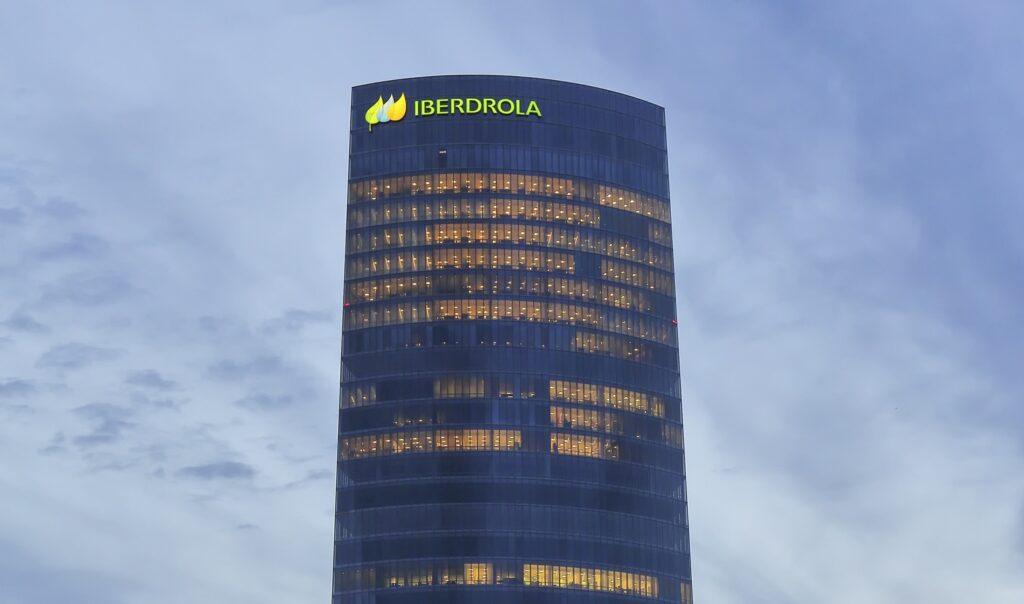 Iberdrola Issues Green Bond Linked to its Share Price